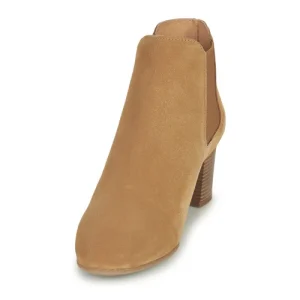 Betty London OKARI Couleur Camel boutique 12