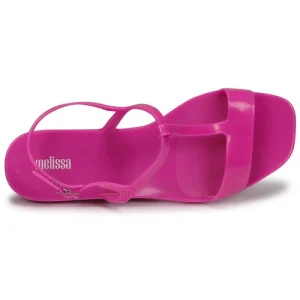 Melissa – ESSENTIAL Rose commentaire favorable 18